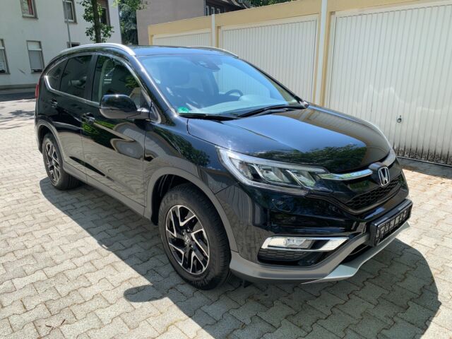 Honda CR-V • 2016 • 54,400 km 2