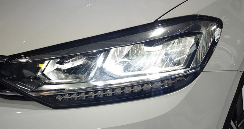 Volkswagen Touran • 2021 • 52,948 km 15