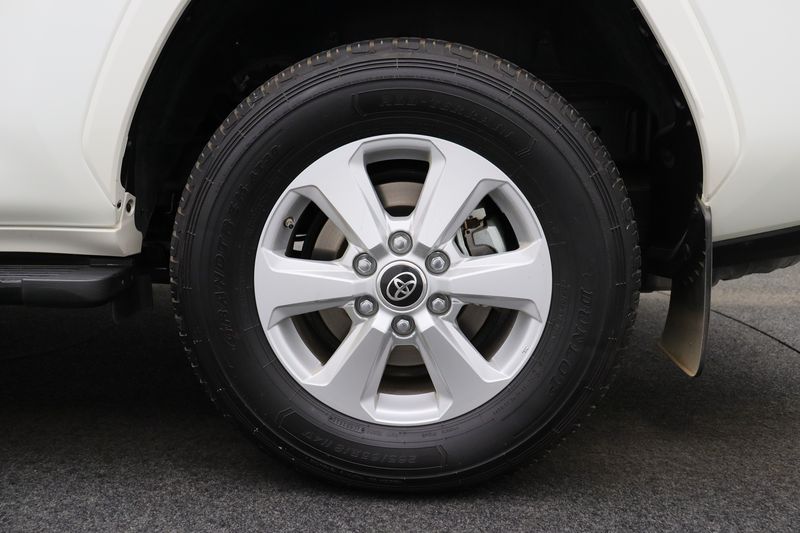 Toyota Land Cruiser • 2022 • 30,884 km 3