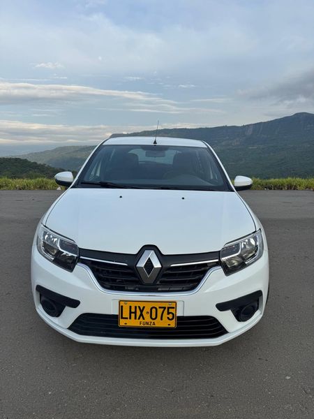 Renault Sandero • 2023 • 60,000 km 11