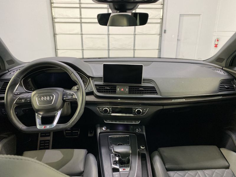 Audi SQ5 • 2018 • 12,063 km 4