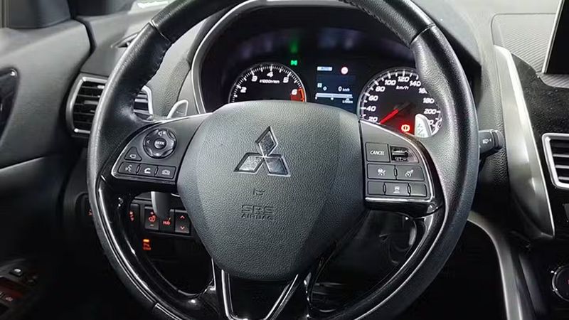 Mitsubishi Eclipse Cross • 2021 • 100,774 km 15