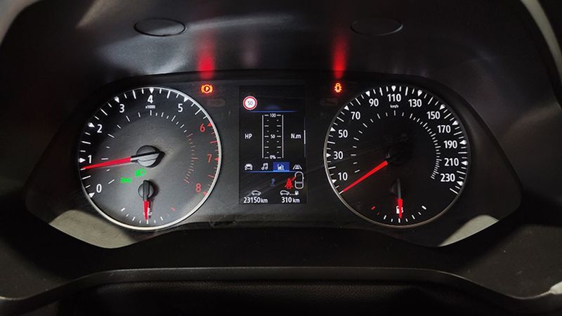 Mitsubishi ASX • 2024 • 23,155 km 4