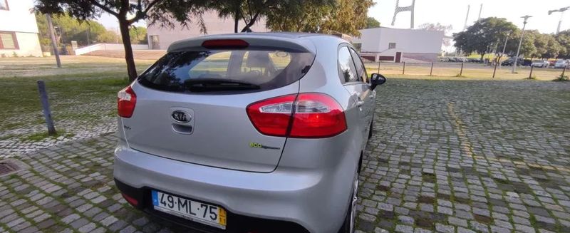 Kia Rio • 2011 • 152,000 km 1