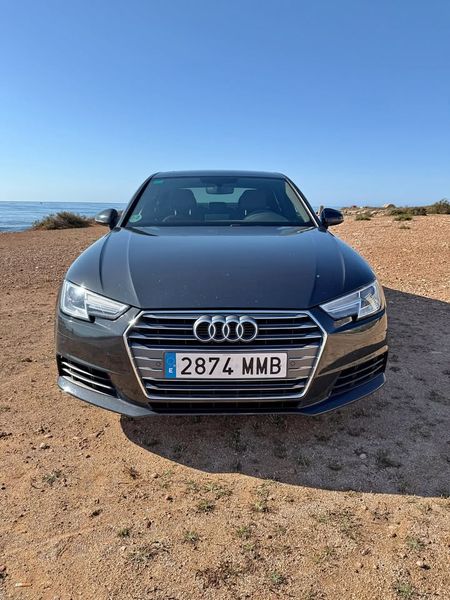 Audi A4 • 2019 • 105,000 km 1