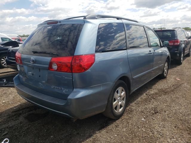 Toyota Sienna • 2007 • 10,000 mi 4