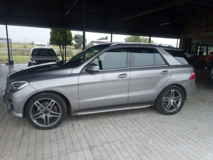 Mercedes-Benz ML350 • 2014 • 103,525 km 1