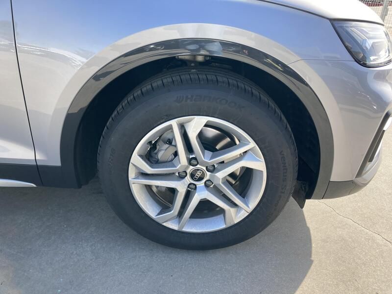 Audi Q5 • 2023 • 19,949 km 9