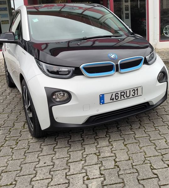 BMW i3 • 2016 • 110,600 km 4