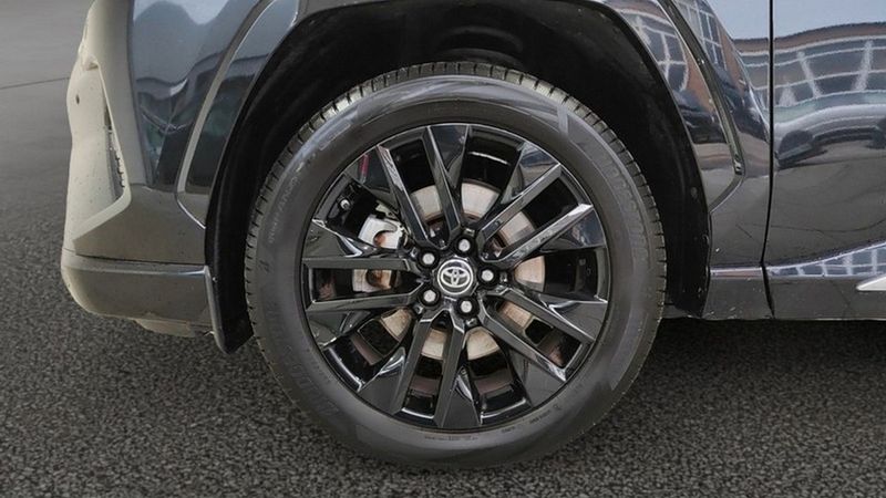 Toyota RAV4 • 2020 • 72,681 km 15