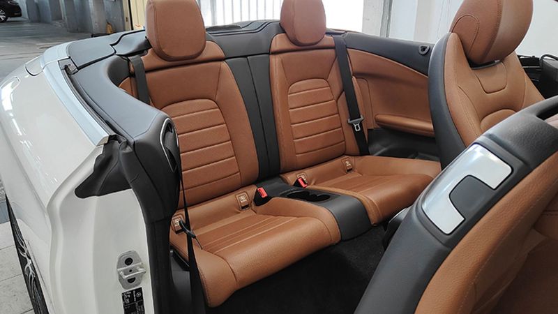 Mercedes-Benz C-Class • 2017 • 106,792 km 20