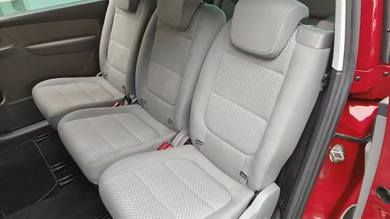 Seat Alhambra • 2018 • 95,035 km 11