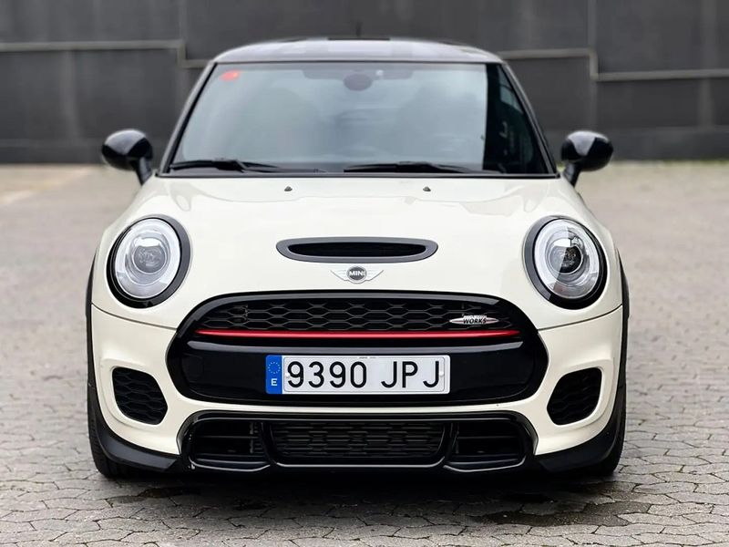 MINI Cooper • 2016 • 39,000 km 11