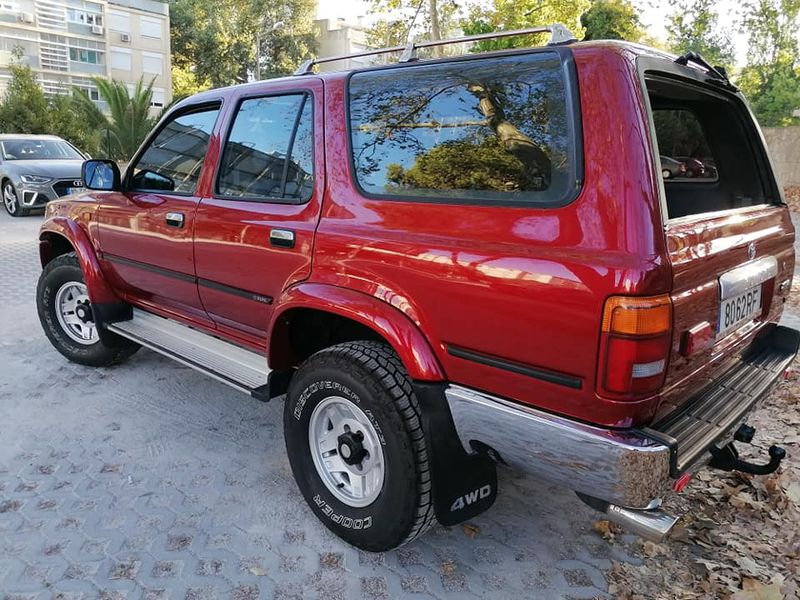 Toyota 4-Runner • 1995 • 221,000 km 2