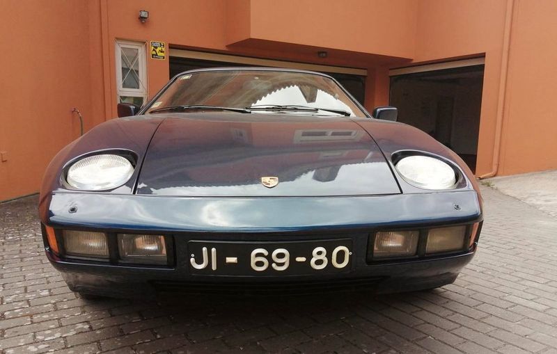 Porsche 928 • 1978 • 126,000 km 1
