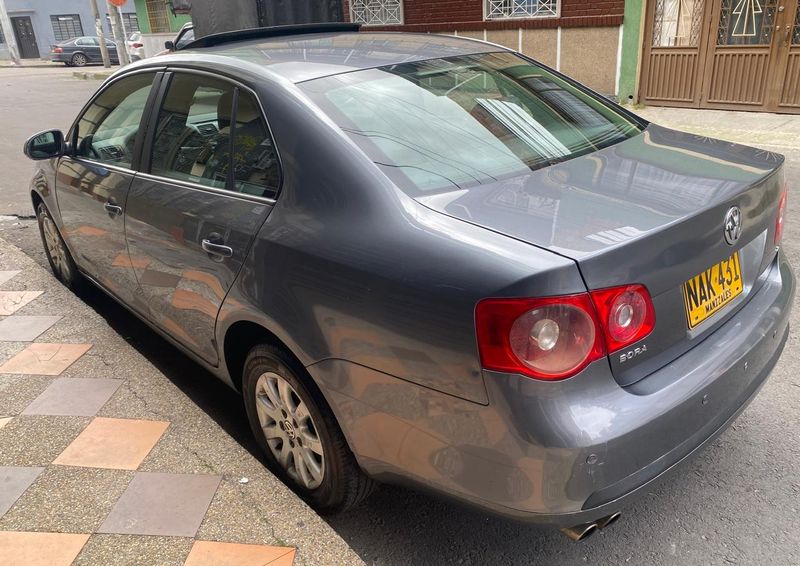 Volkswagen Bora • 2006 • 212,000 km 2