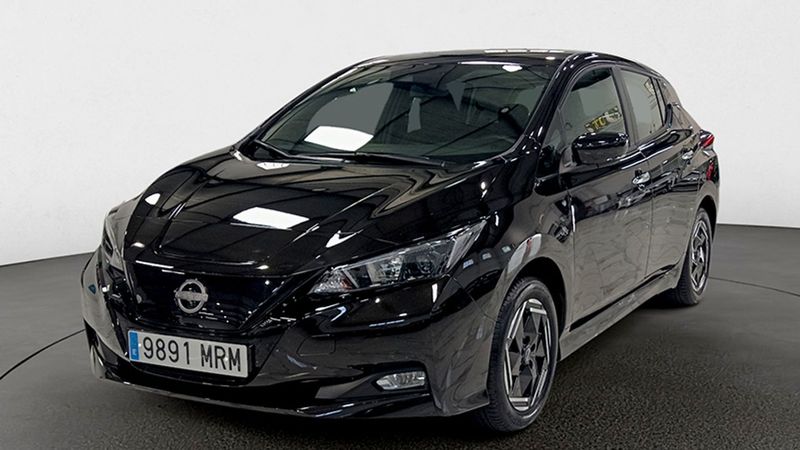 Nissan Leaf • 2024 • 2,276 km 1