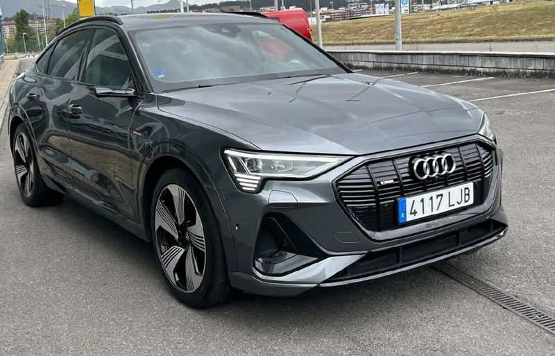 Audi e-tron • 2020 • 80,900 km 1