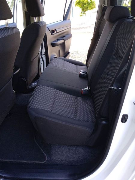 Toyota Hilux • 2018 • 250,000 km 6