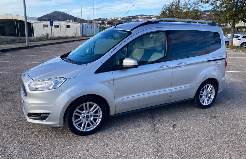 Ford Tourneo Connect • 2015 • 139,000 km 1