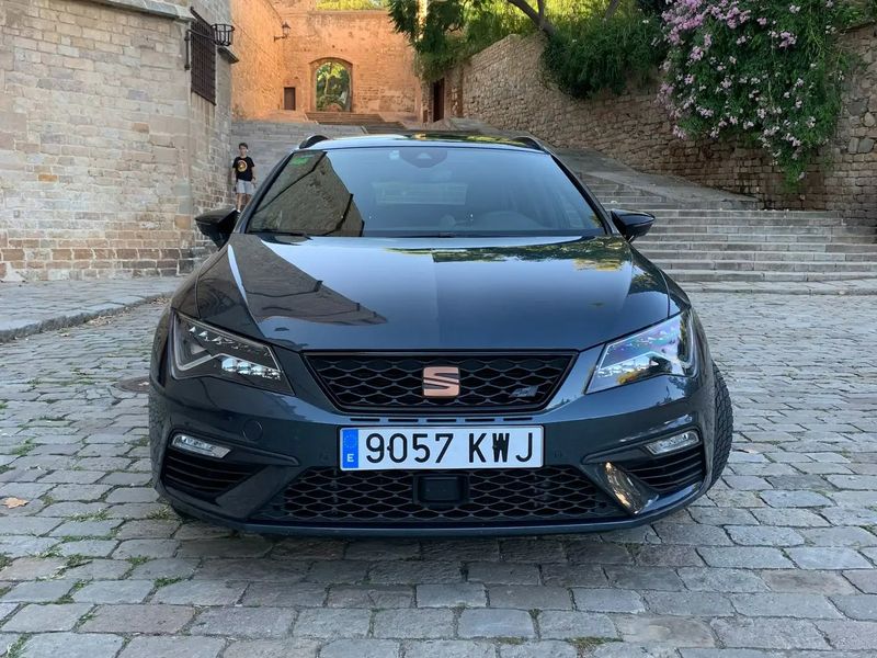 Seat Leon ST • 2019 • 54,000 km 1