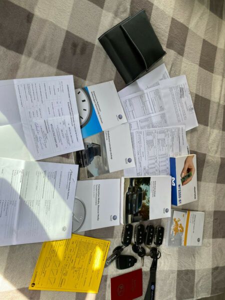 Volkswagen California • 2018 • 39,000 km 13