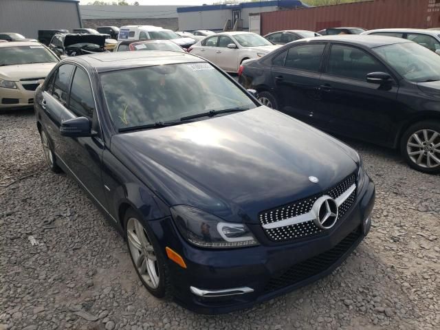 Mercedes-Benz C • 2012 • 9 km 1