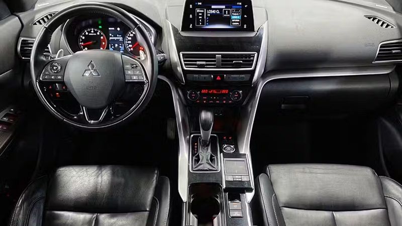 Mitsubishi Eclipse Cross • 2021 • 100,774 km 9