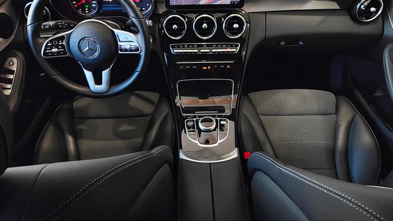 Mercedes-Benz C-Class • 2020 • 78,449 km 10