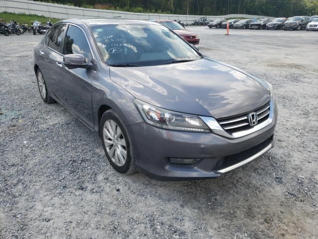 Honda Accord • 2015 • 12 km 4