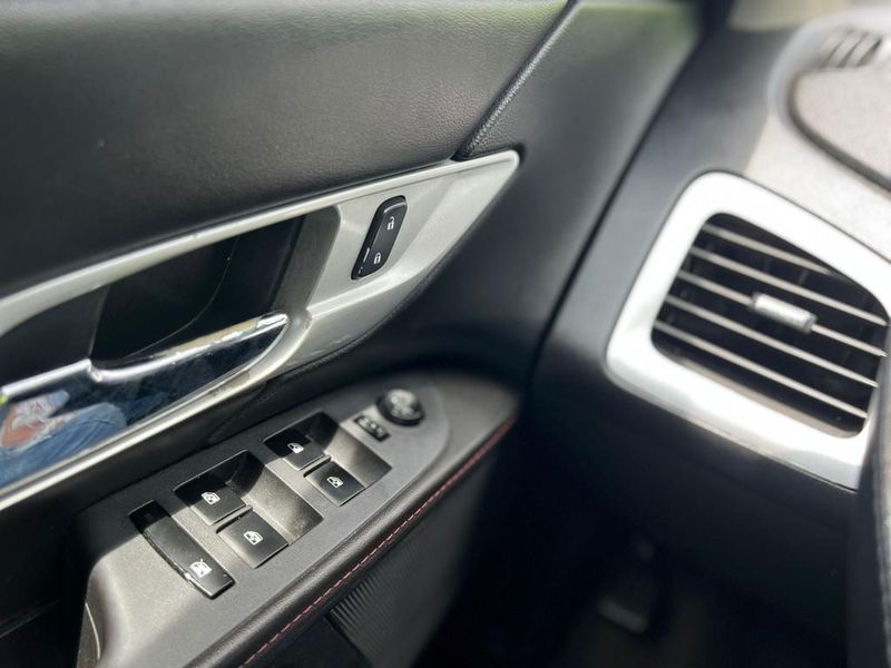 GMC Terrain • 2012 • 115,000 km 13