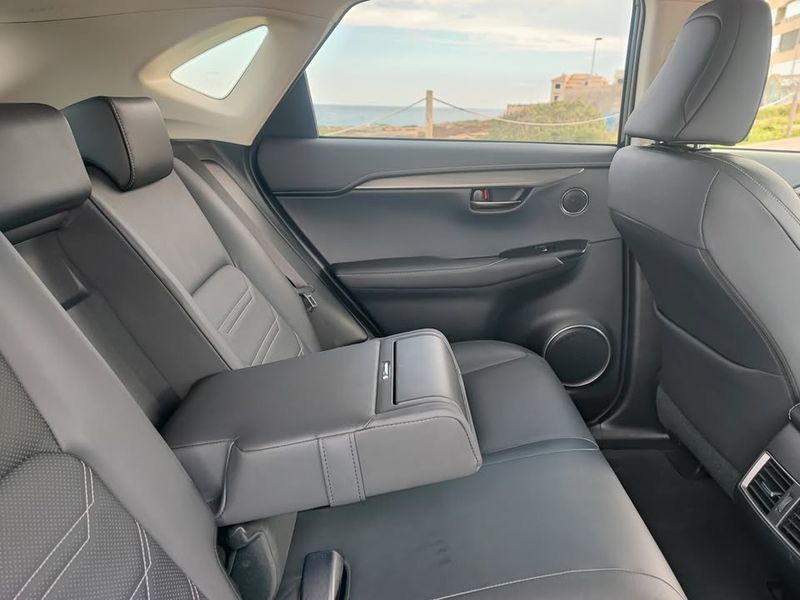 Lexus NX • 2019 • 88,500 km 7