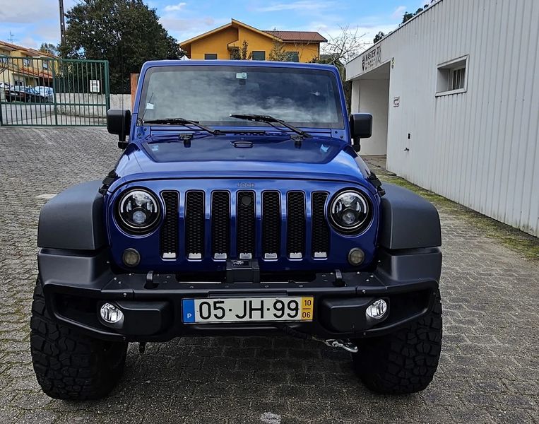 Jeep Wrangler • 2010 • 64,000 km 2
