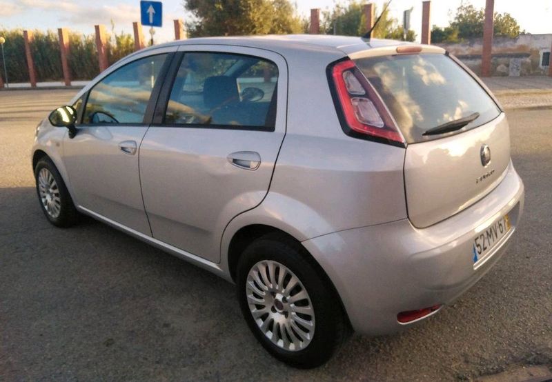 Fiat Punto • 2012 • 130,000 km 2