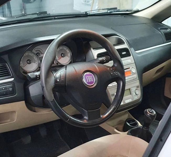 Fiat Linea • 2007 • 164,000 km 2