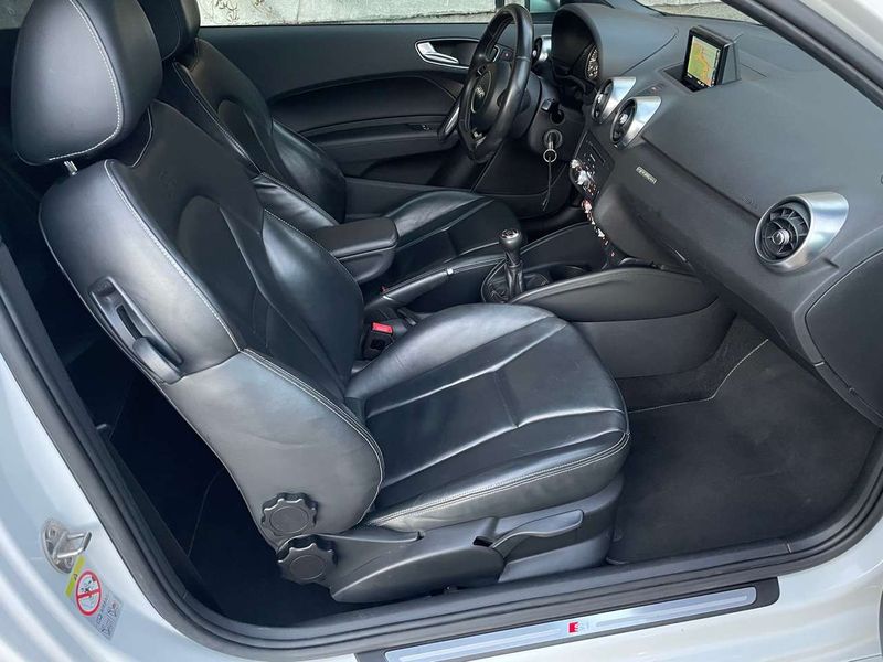 Audi A1 • 2014 • 93,000 km 2