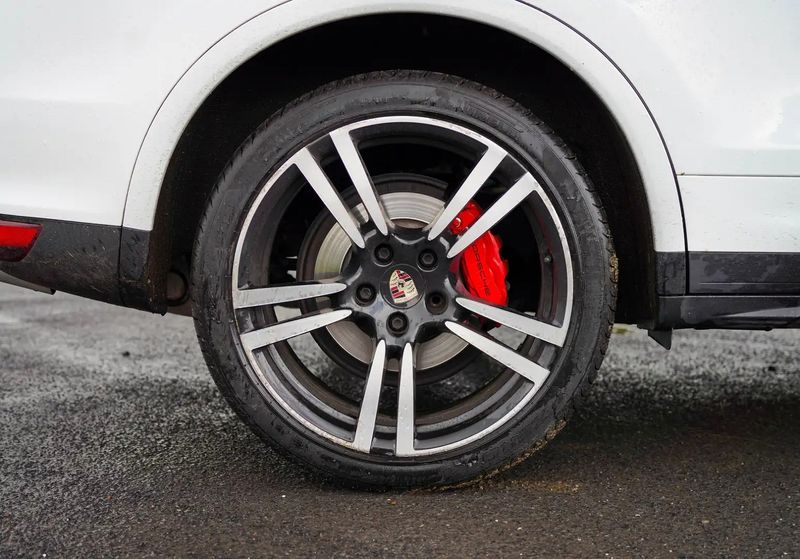 Porsche Cayenne • 2013 • 67,000 km 9