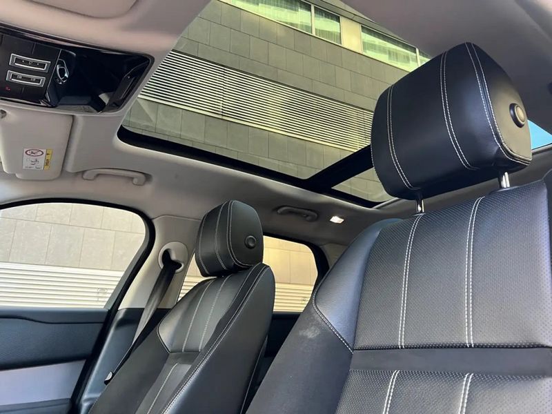 Land Rover Range Rover Velar • 2018 • 25,000 km 11