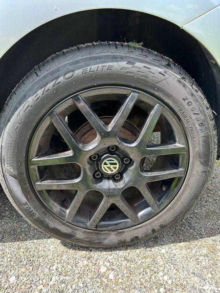 Volkswagen Polo • 2011 • 157,000 km 2