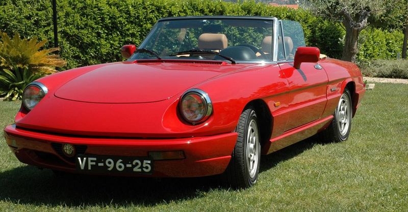 Alfa Romeo Spider • 1999 • 80,000 km 1