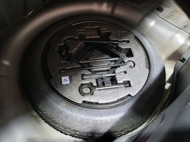 Hyundai Veloster • 2018 • 28 km 2