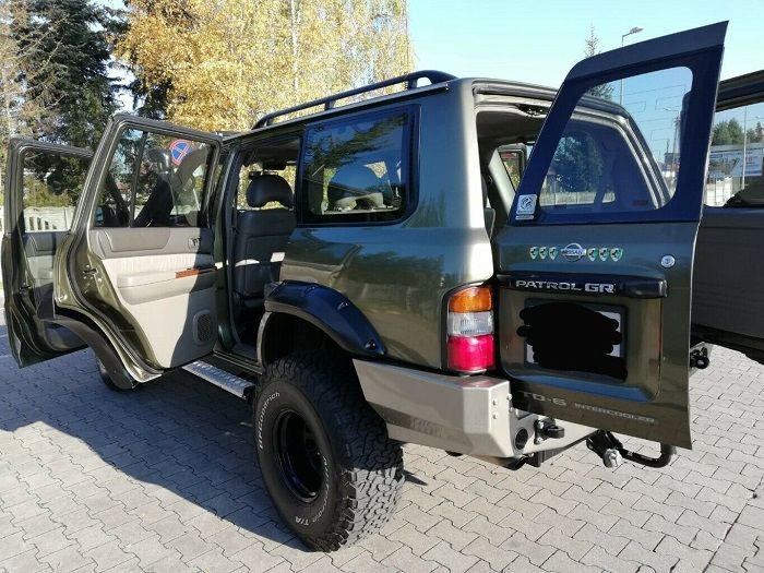 Nissan Patrol GR • 1999 • 252,000 km 2