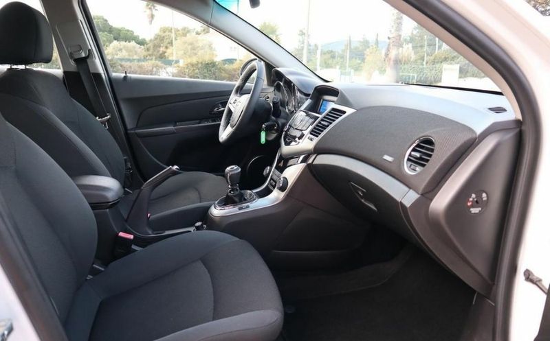 Chevrolet Cruze • 2012 • 139,642 km 1