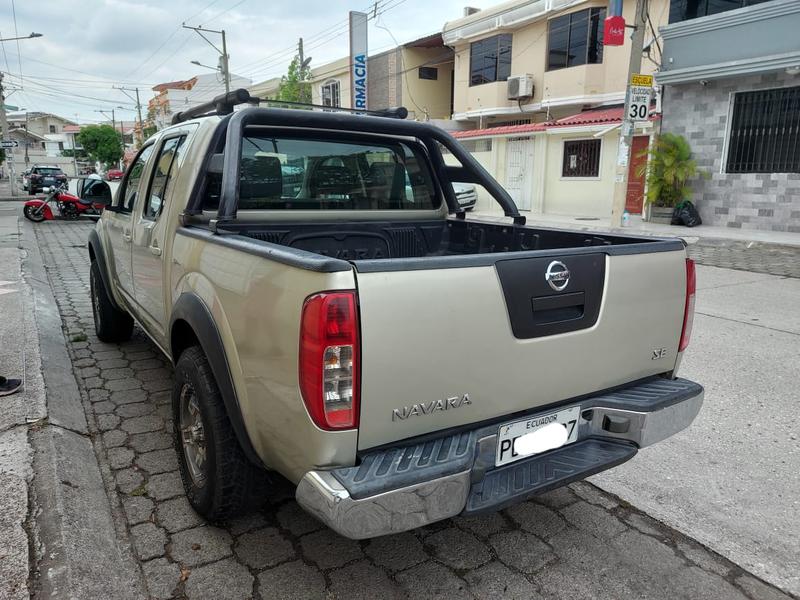 Nissan Navara • 2012 • 200,000 km 1