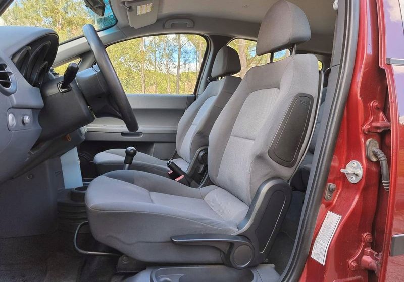 Mitsubishi Colt • 2000 • 40,000 km 2