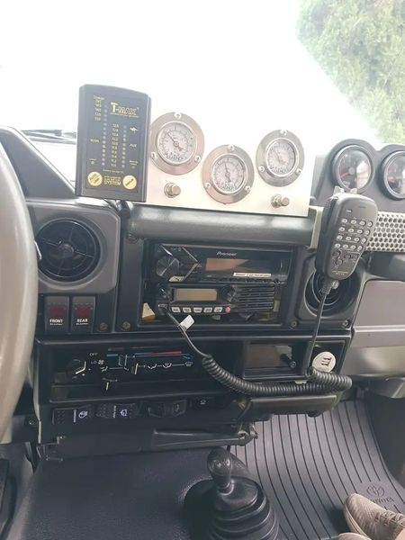 Toyota Land Cruiser • 2001 • 135,000 km 7