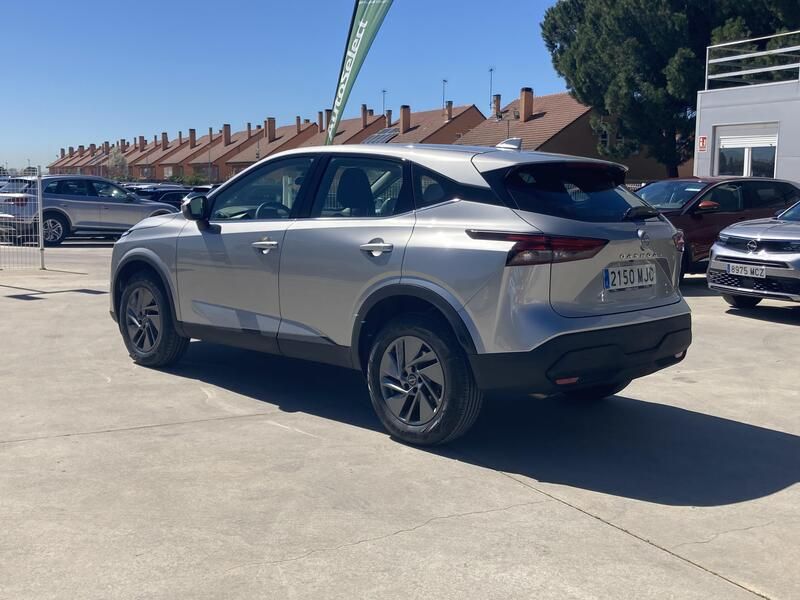 Nissan Qashqai • 2023 • 21,557 km 3