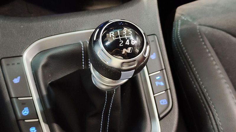 Hyundai i30 • 2022 • 51,000 km 4