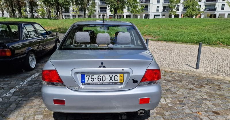 Mitsubishi Lancer • 2004 • 271,000 km 2