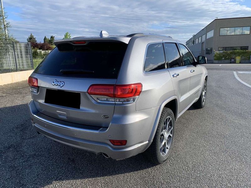 Jeep Grand Cherokee • 2019 • 142,000 km 2